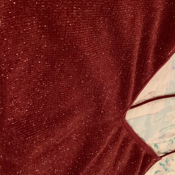 Burgundy with sparkling gold bralette - Picture 2 of 3